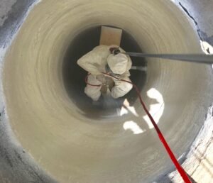 Sewer Manhole Rehabilitation_Epoxy Spray-2